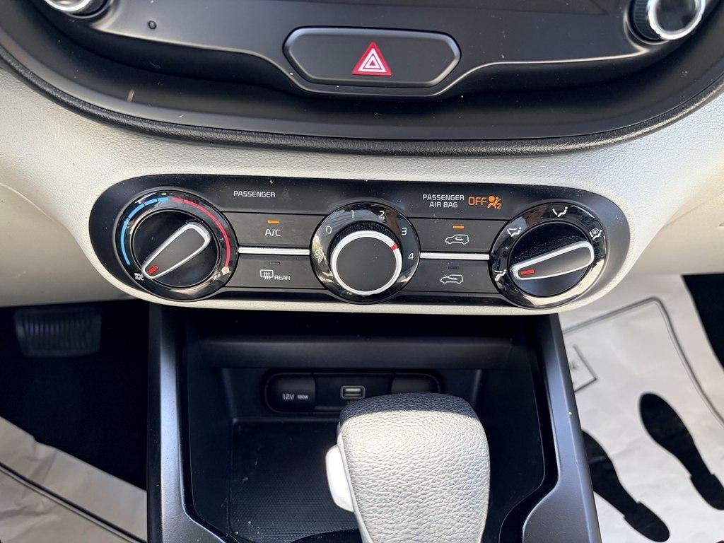 Kia Soul LX CVT 2021