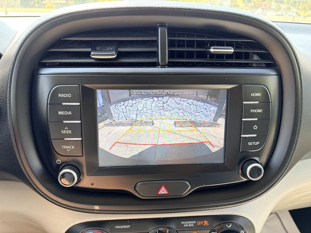 Kia Soul LX CVT 2021