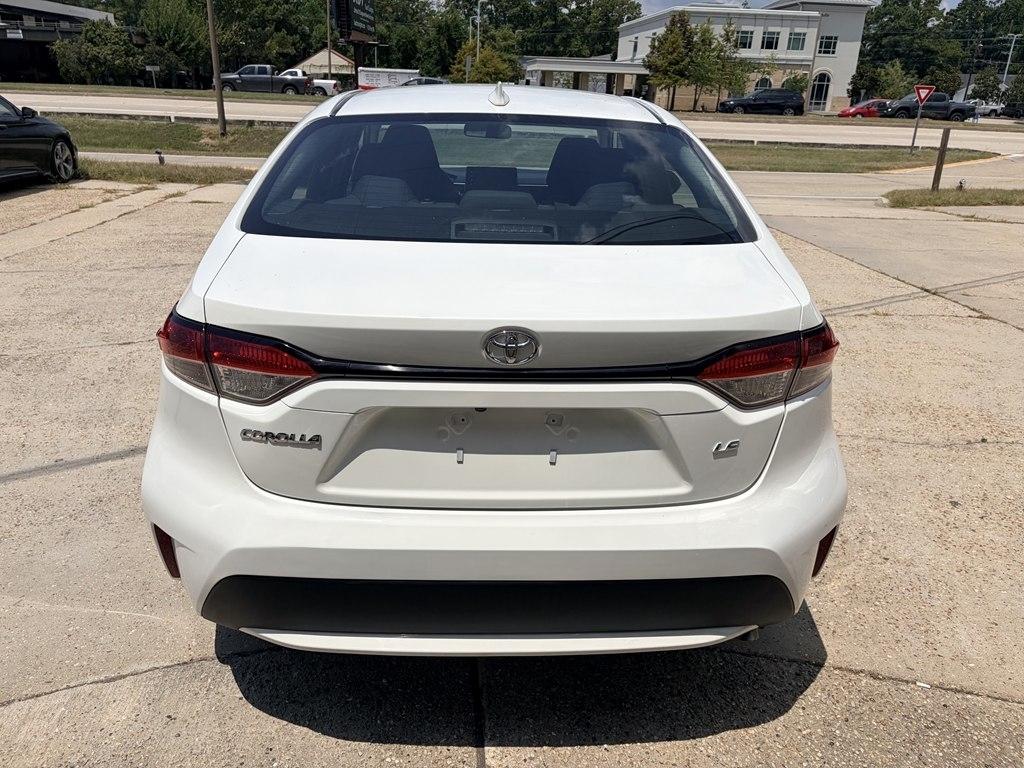 Toyota Corolla LE 2021