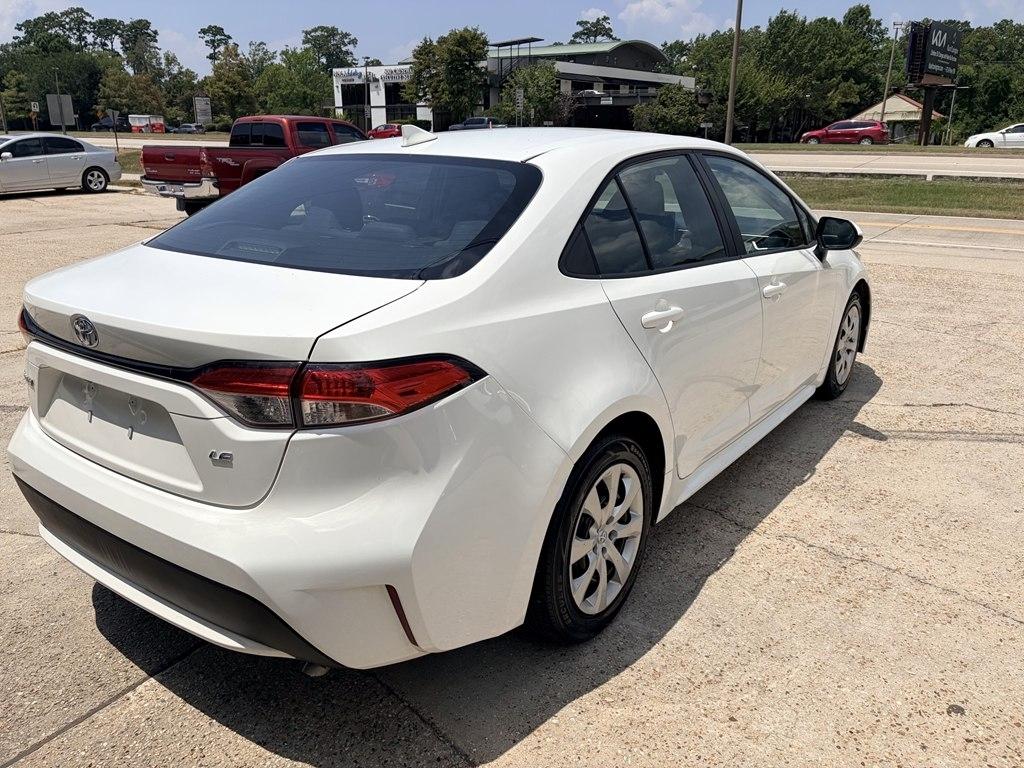 Toyota Corolla LE 2021