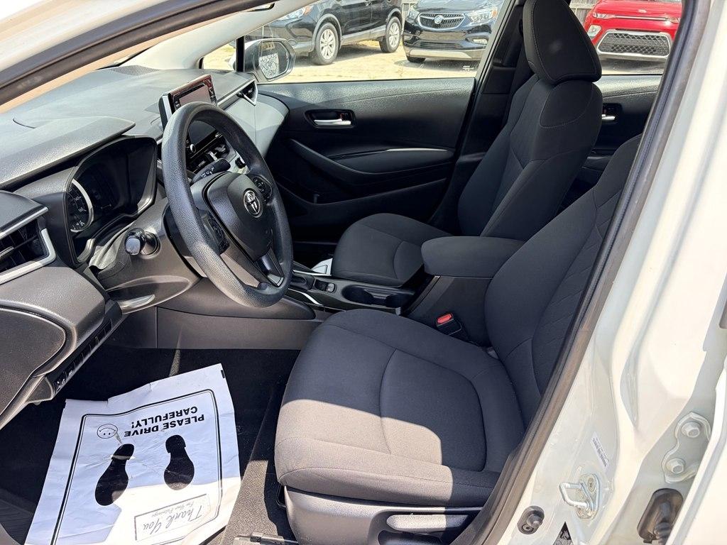 Toyota Corolla LE 2021