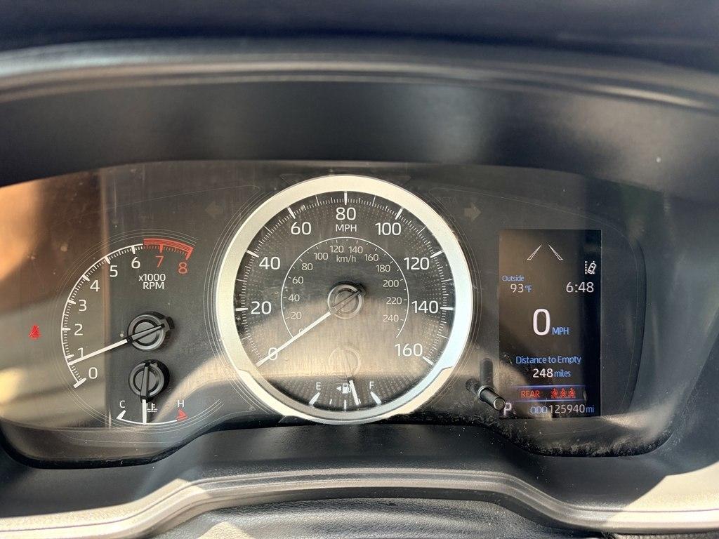 Toyota Corolla LE 2021