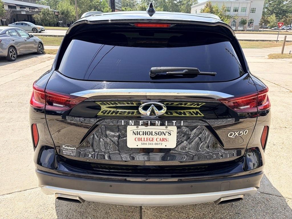Infiniti QX50 LUXE 2022