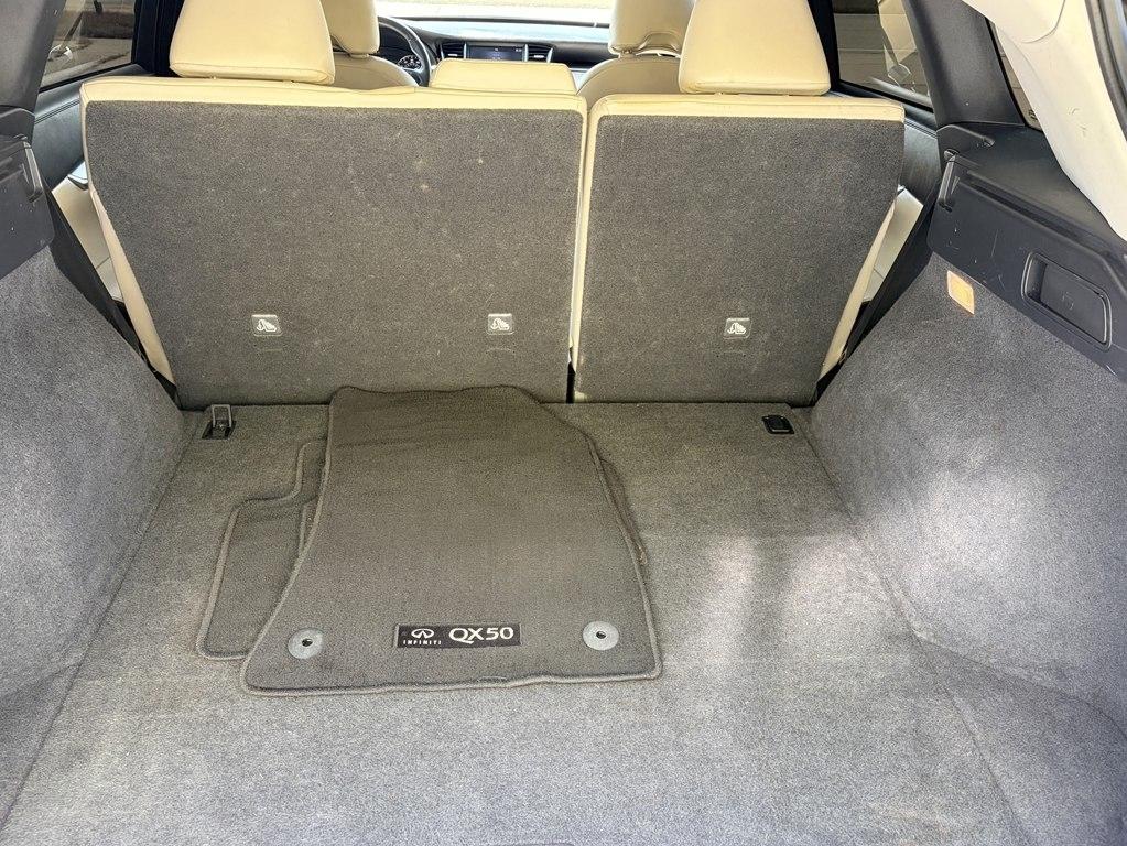 Infiniti QX50 LUXE 2022