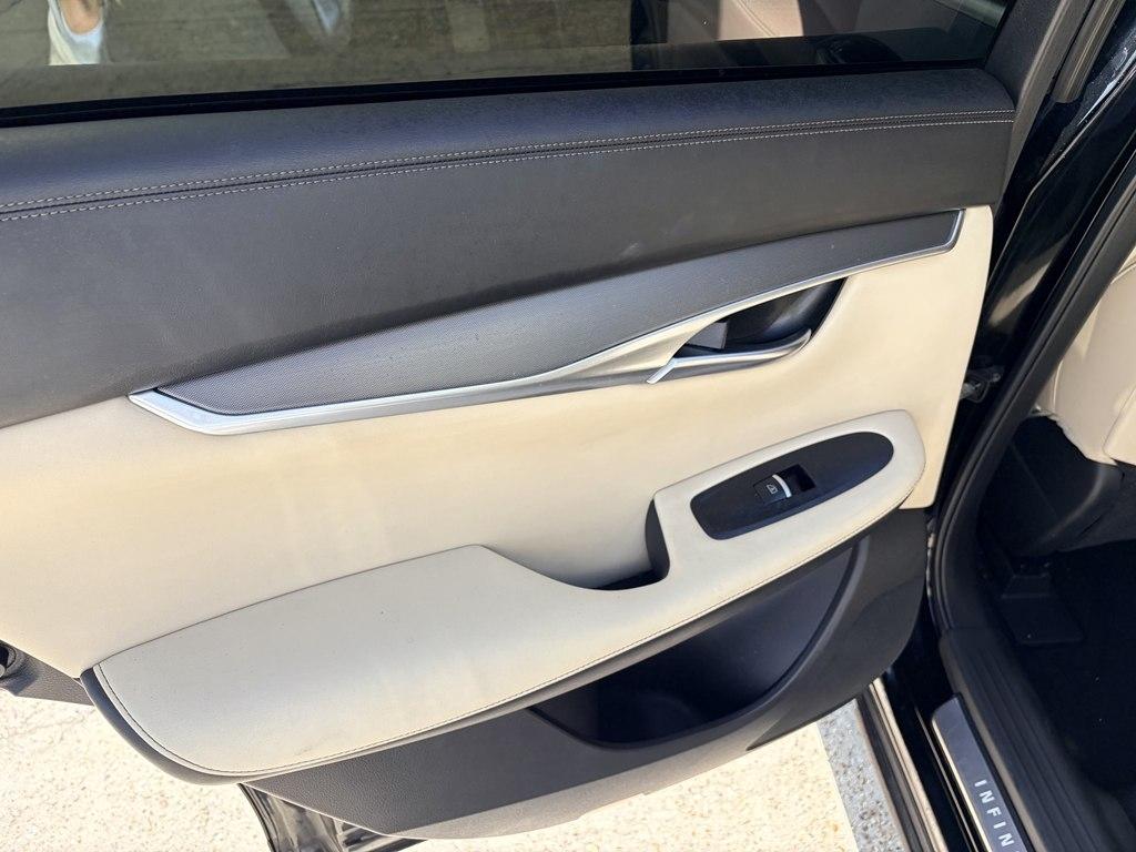 Infiniti QX50 LUXE 2022