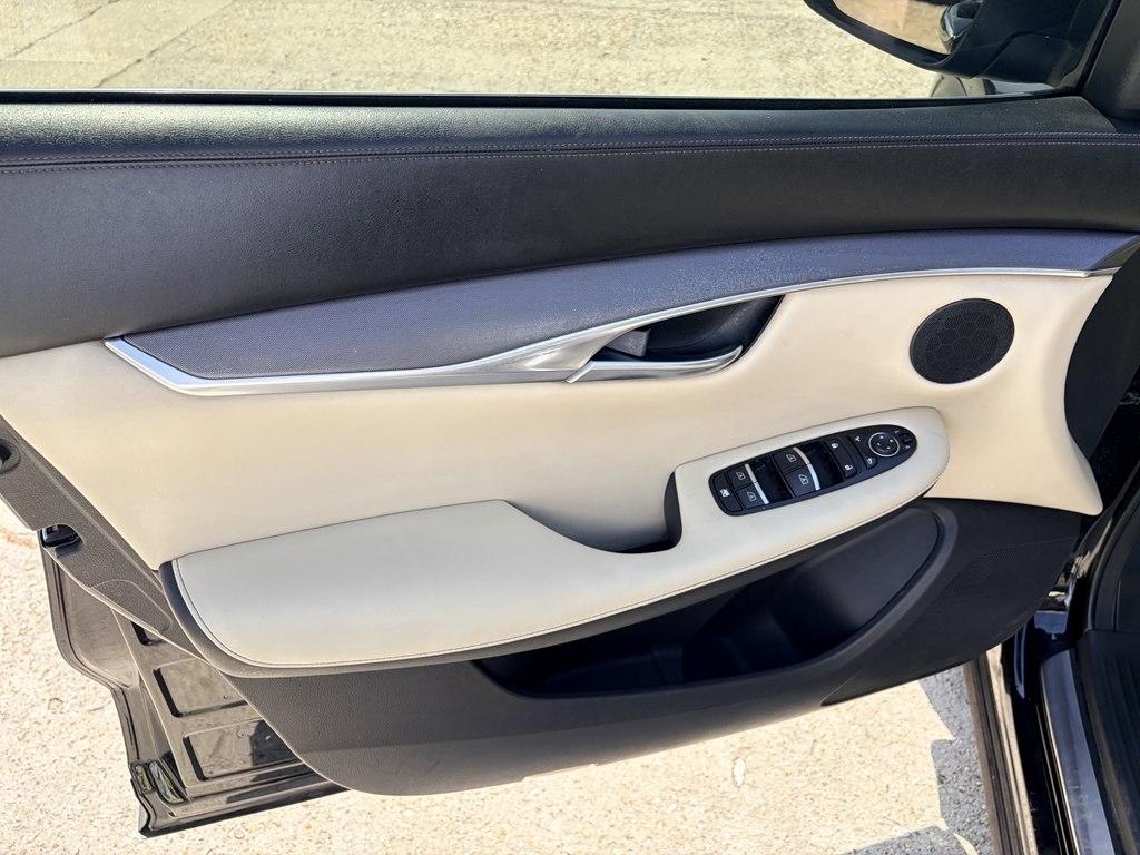 Infiniti QX50 LUXE 2022