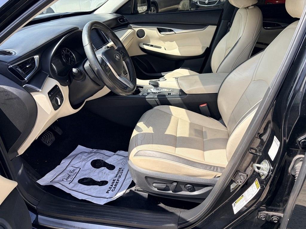 Infiniti QX50 LUXE 2022