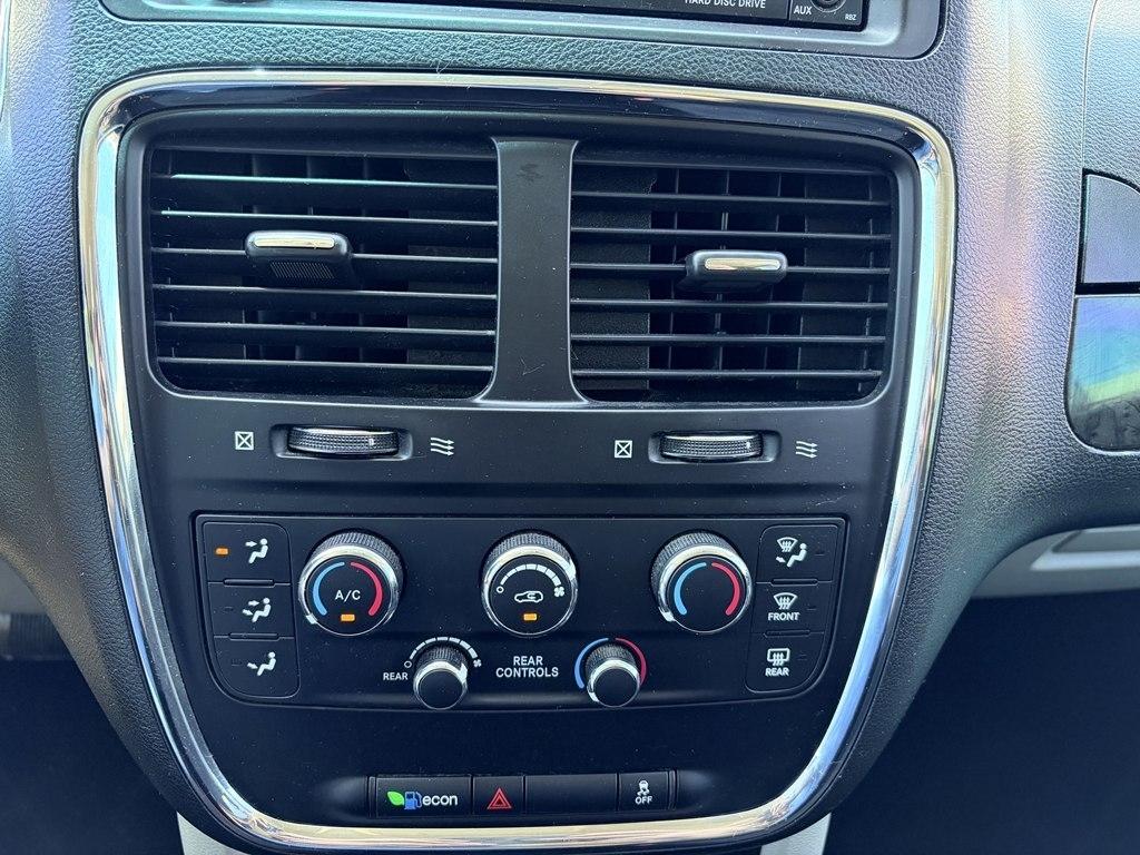 Dodge Grand Caravan SE 2017