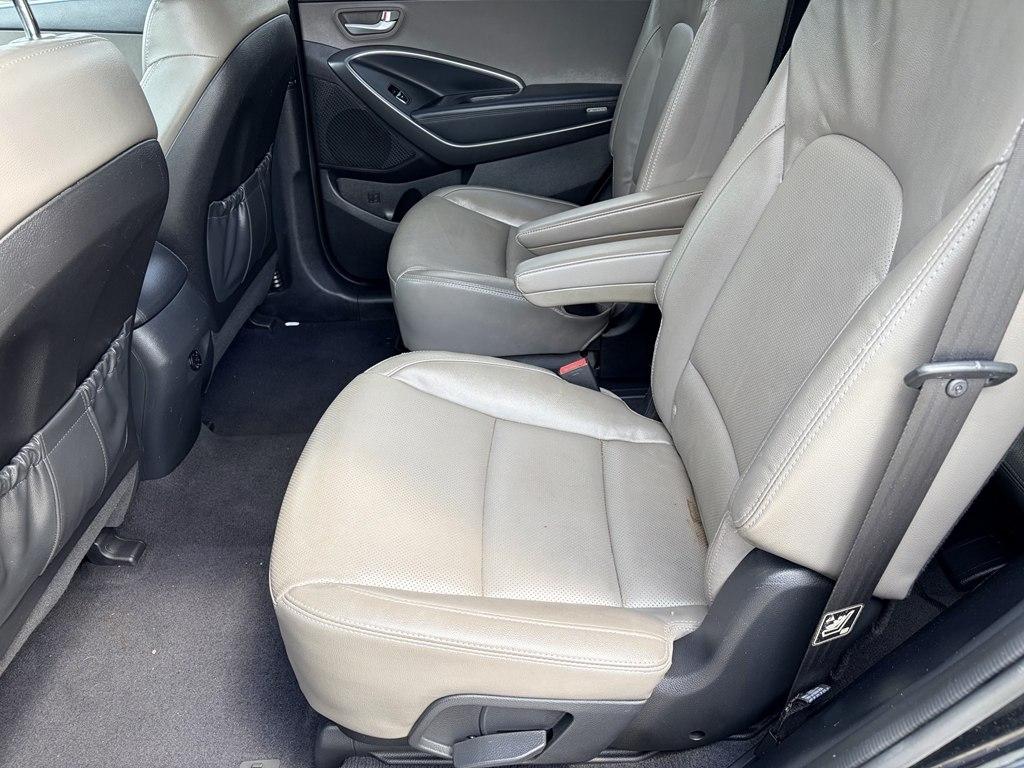 Hyundai Santa Fe SE w/Premium Package 2016