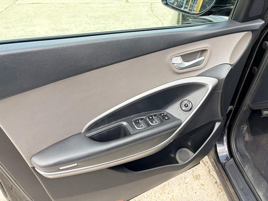 Hyundai Santa Fe SE w/Premium Package 2016
