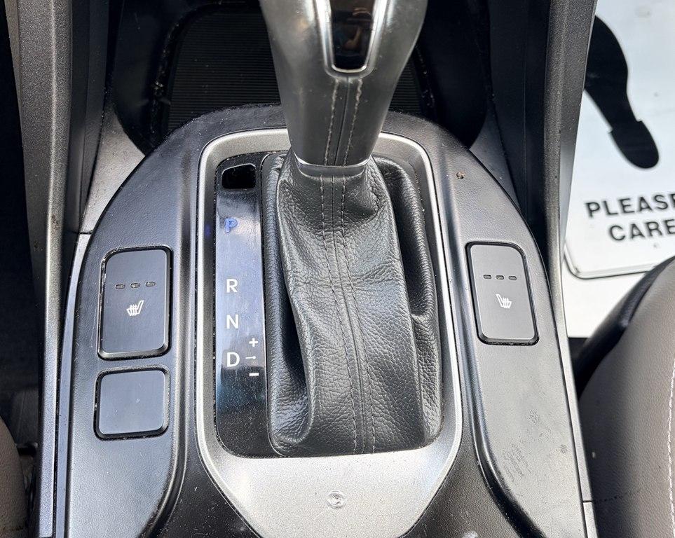 Hyundai Santa Fe SE w/Premium Package 2016