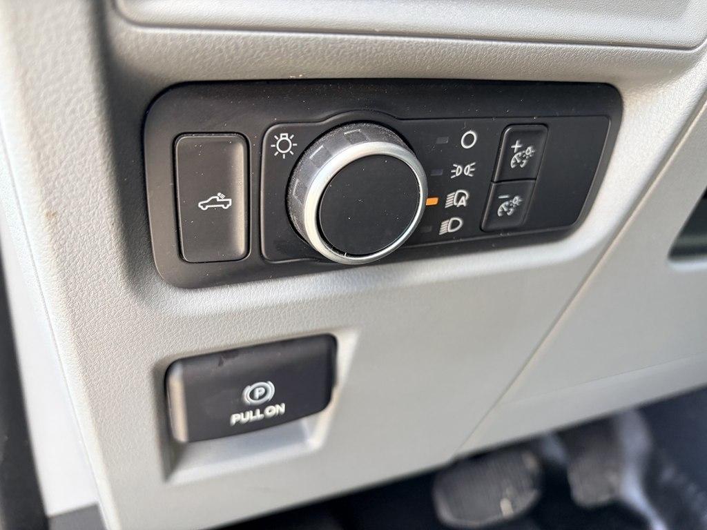 Ford F-150 XL SuperCrew 5.5-ft. Bed 2WD 2022