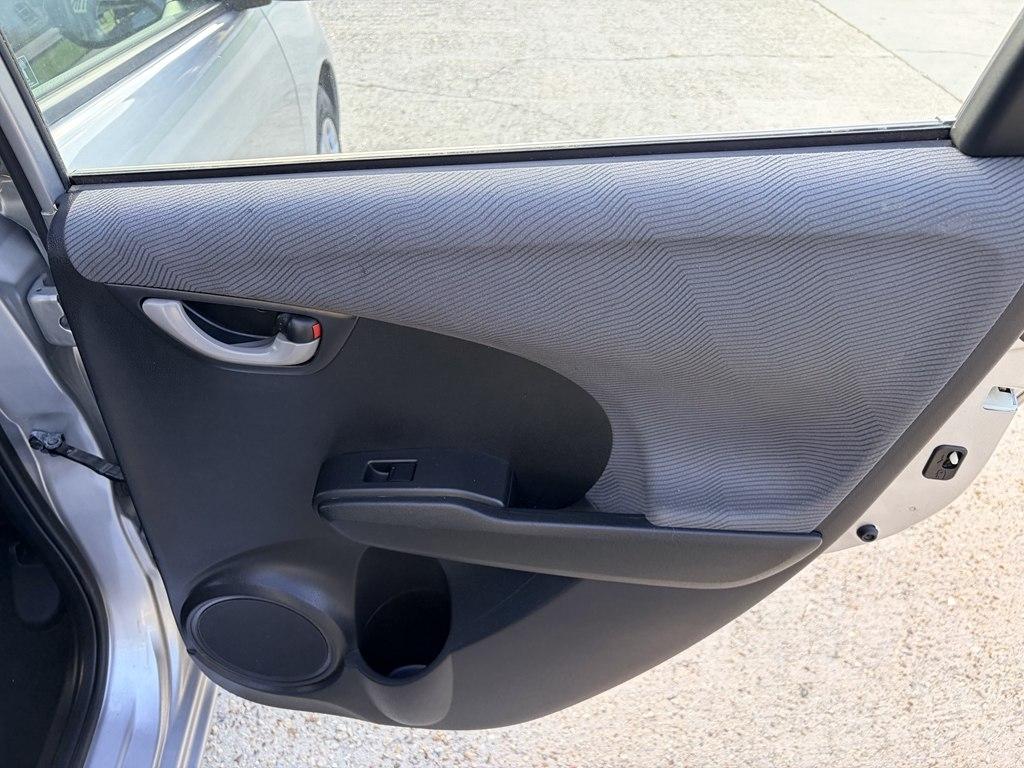 Honda Fit 5-Speed AT 2012