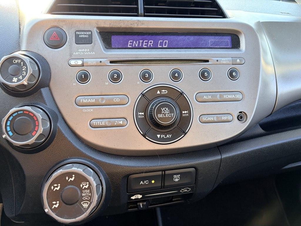 Honda Fit 5-Speed AT 2012