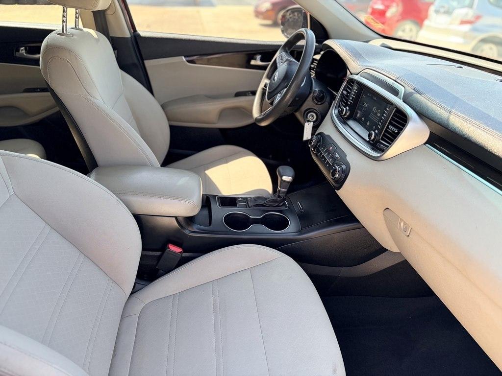 Kia Sorento LX 2WD 2019