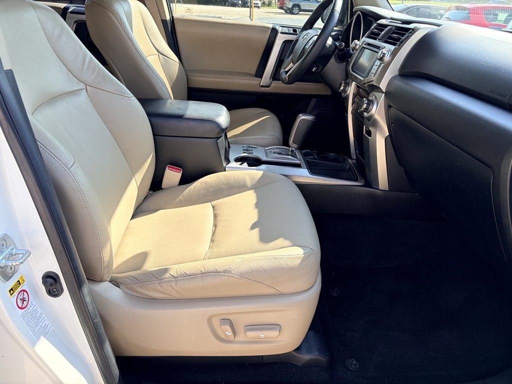 Toyota 4Runner SR5 2WD 2013