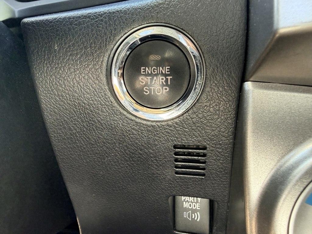 Toyota 4Runner SR5 2WD 2013