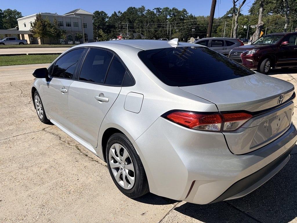 Toyota Corolla LE 2022