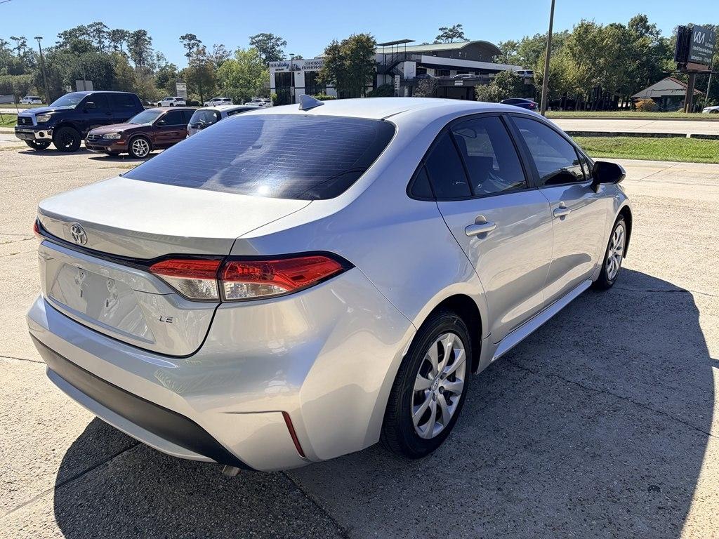 Toyota Corolla LE 2022