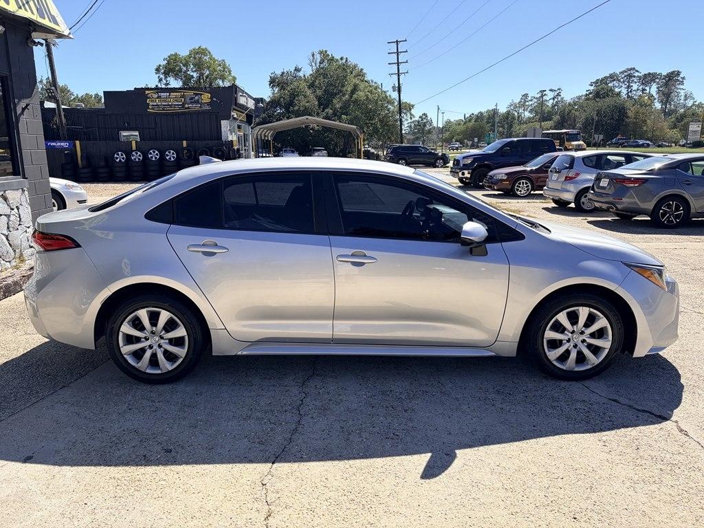Toyota Corolla LE 2022