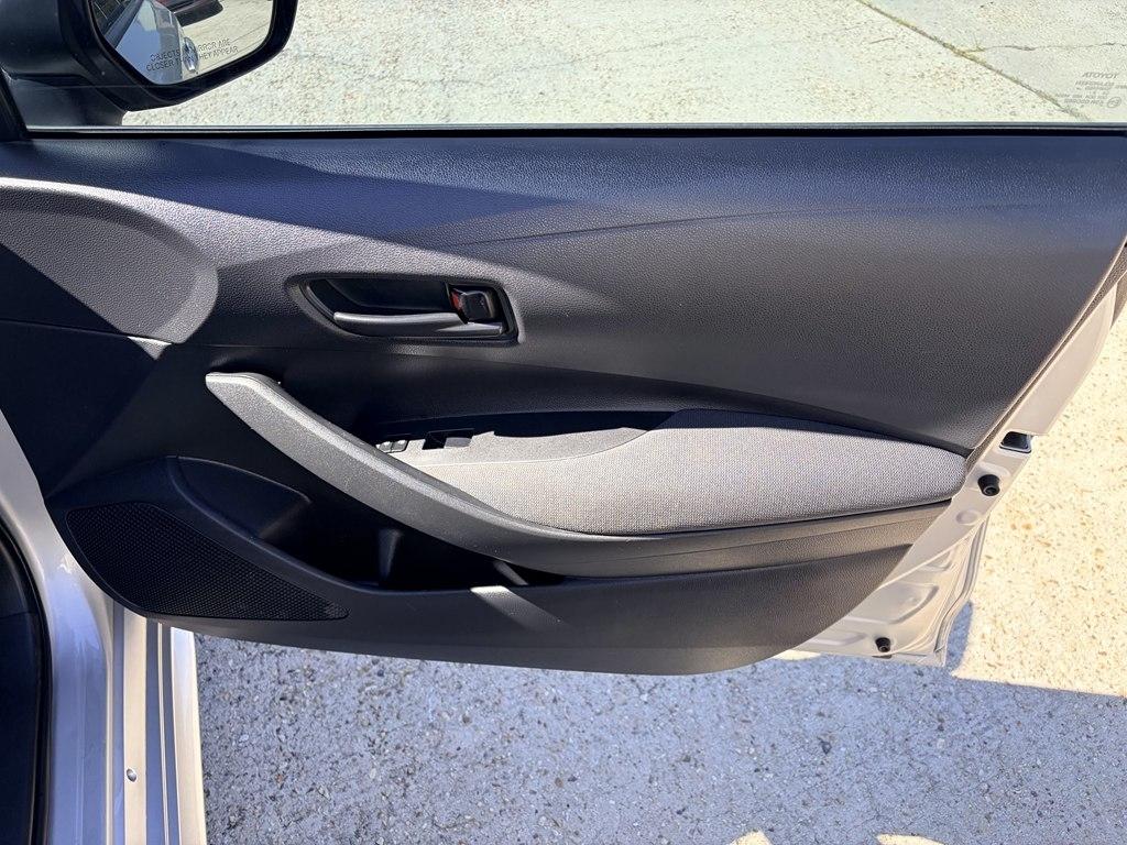 Toyota Corolla LE 2022