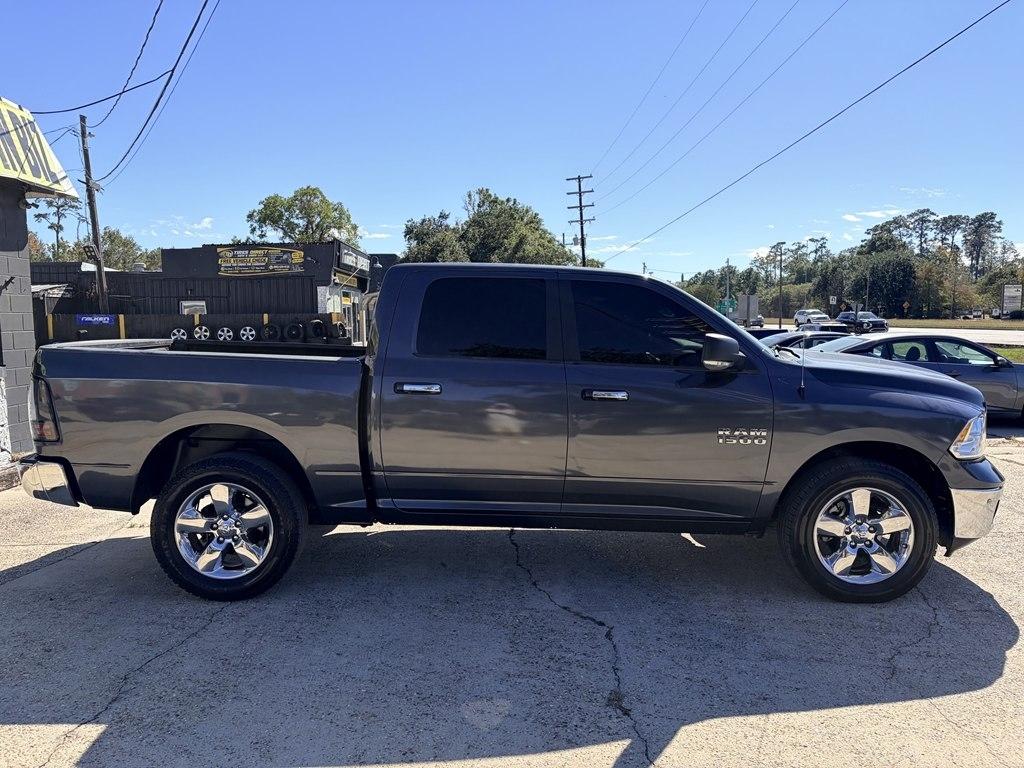 RAM 1500 SLT Crew Cab SWB 4WD 2017