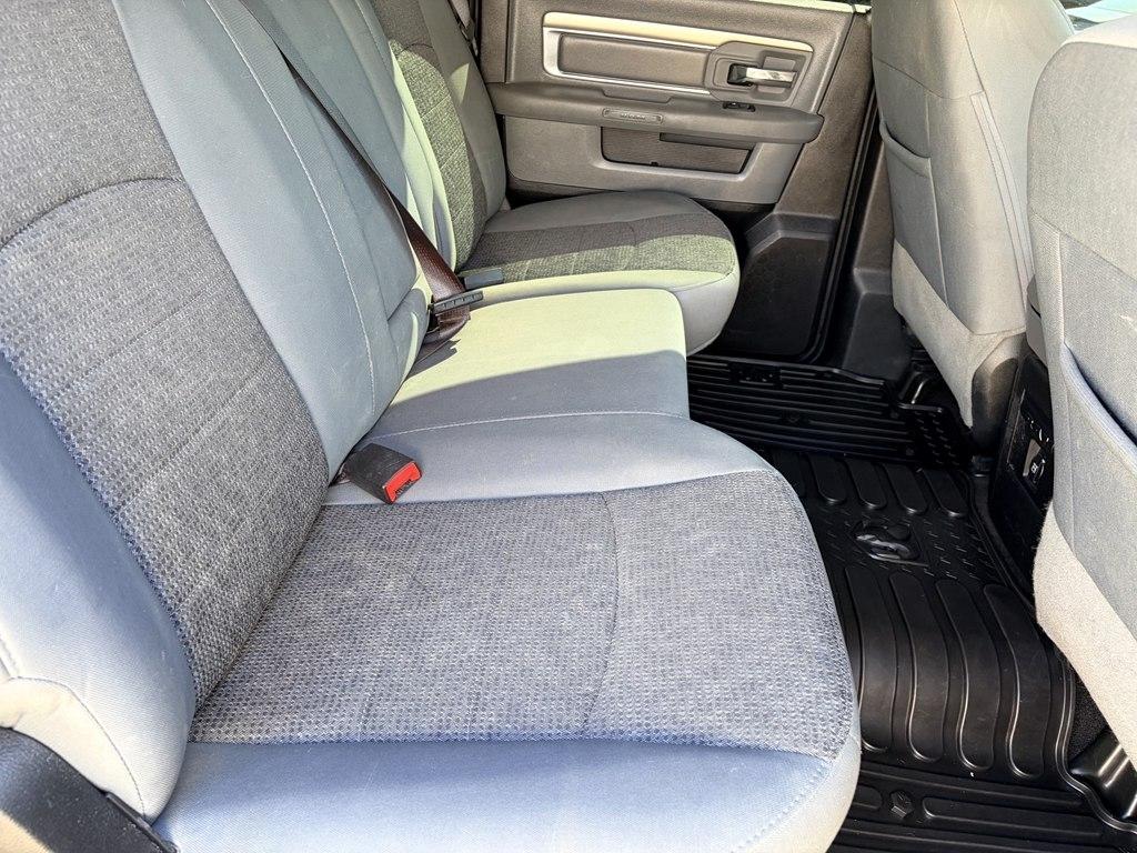 RAM 1500 SLT Crew Cab SWB 4WD 2017