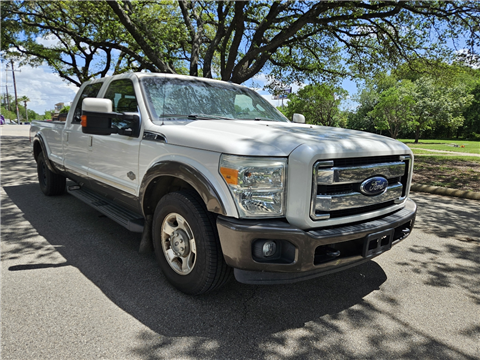 2016 Ford F-250 SD King Ranch Crew Cab Long Bed 2WD