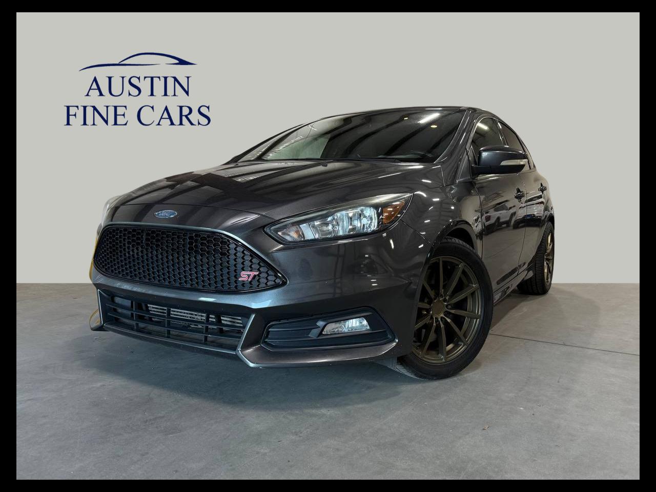 2018 Ford Focus ST