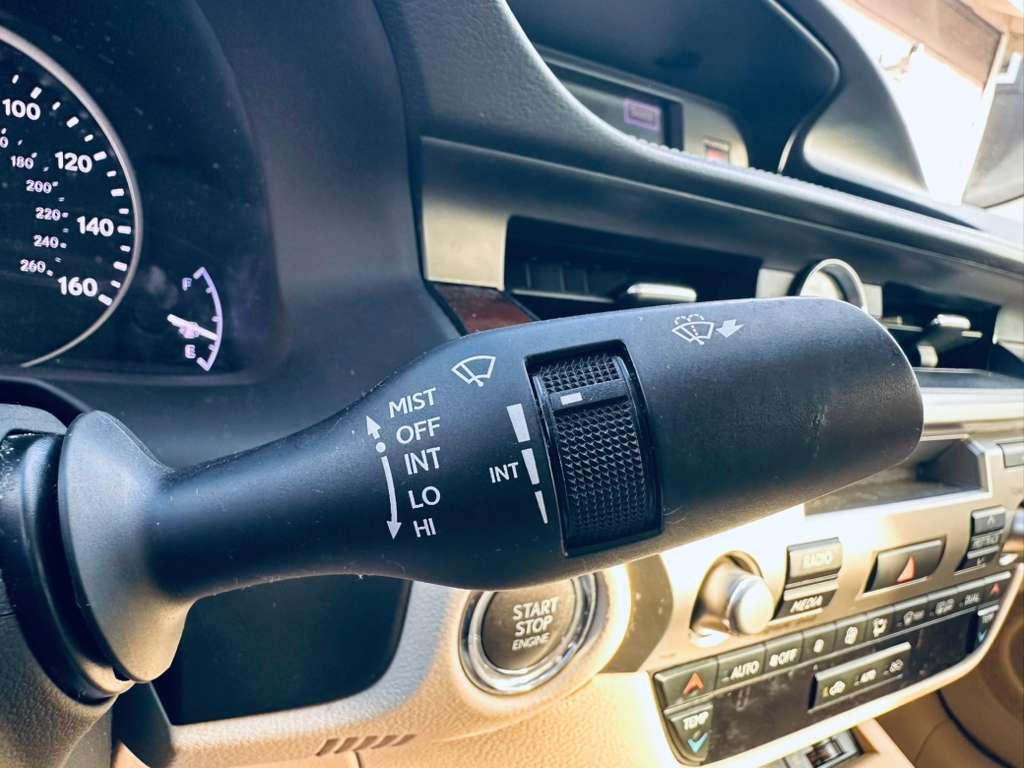 Lexus ES 350 Sedan 2013