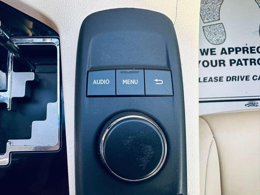 Lexus ES 350 Sedan 2013