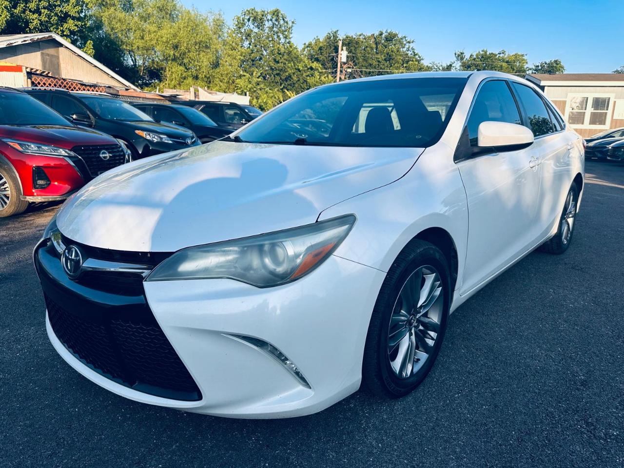 Toyota Camry SE 2016