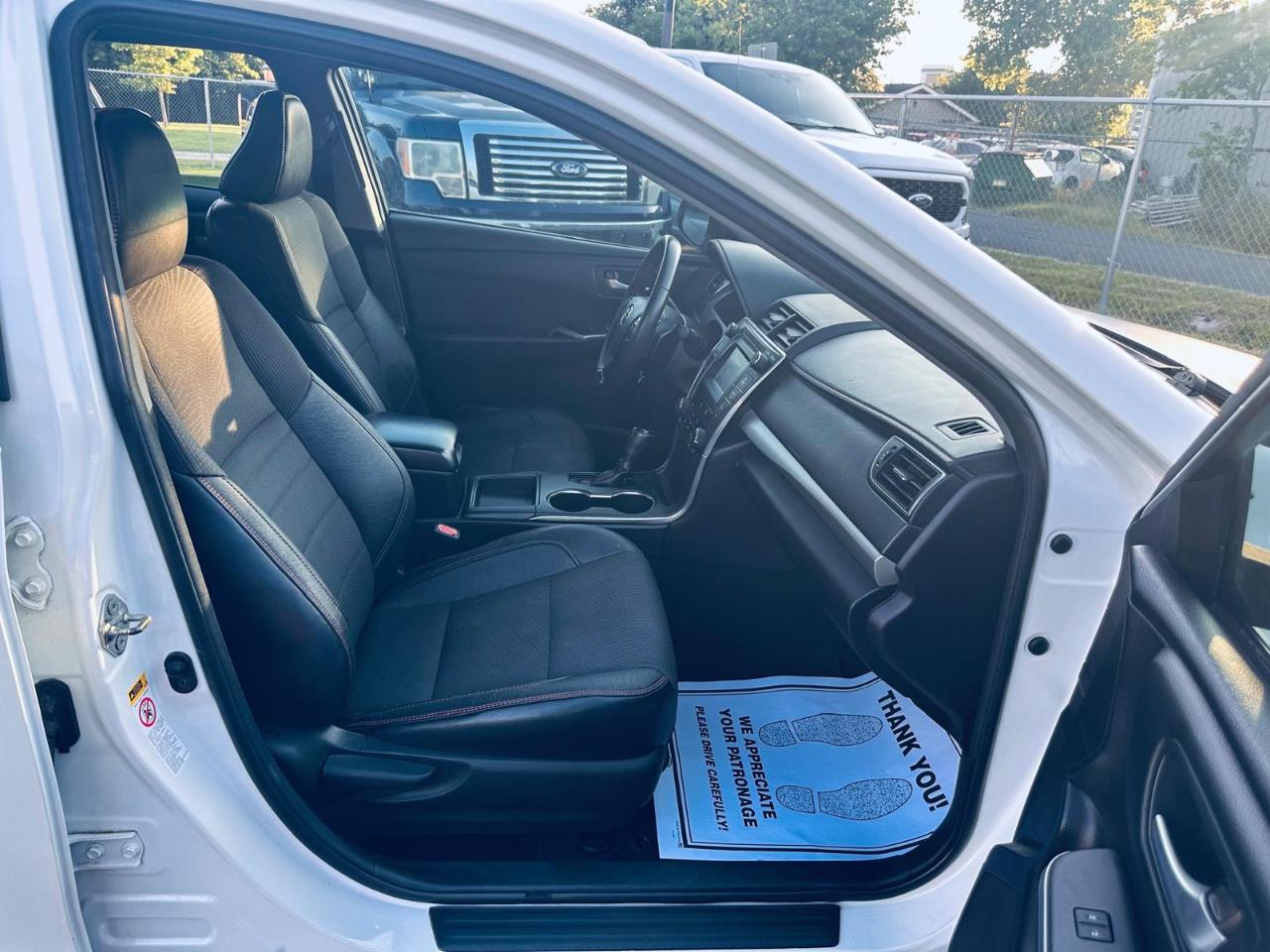 Toyota Camry SE 2016