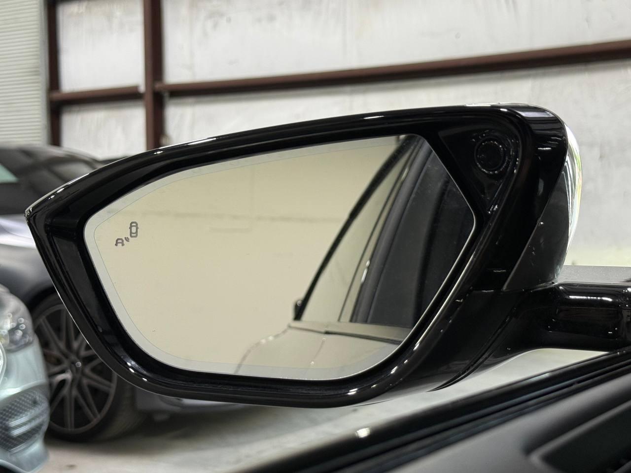 Lucid Air Pure 2023
