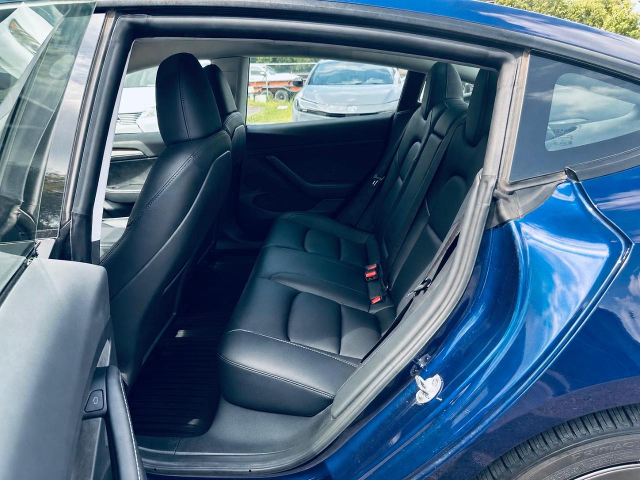 Tesla Model 3  2023
