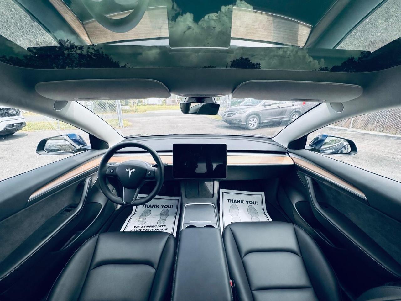 Tesla Model 3  2023