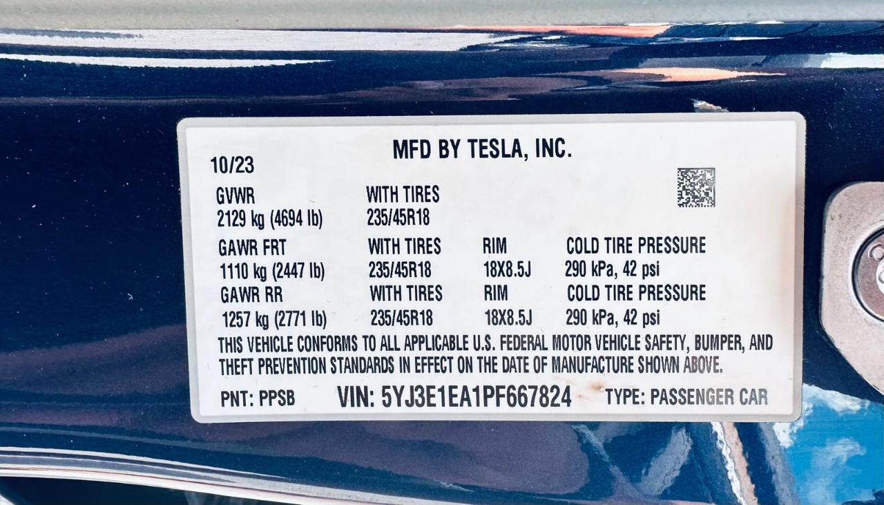 Tesla Model 3  2023