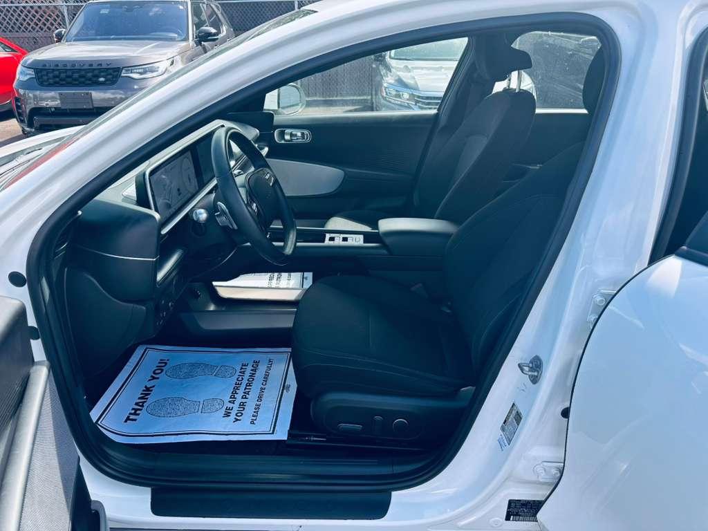Hyundai Ioniq 6 SE 2024