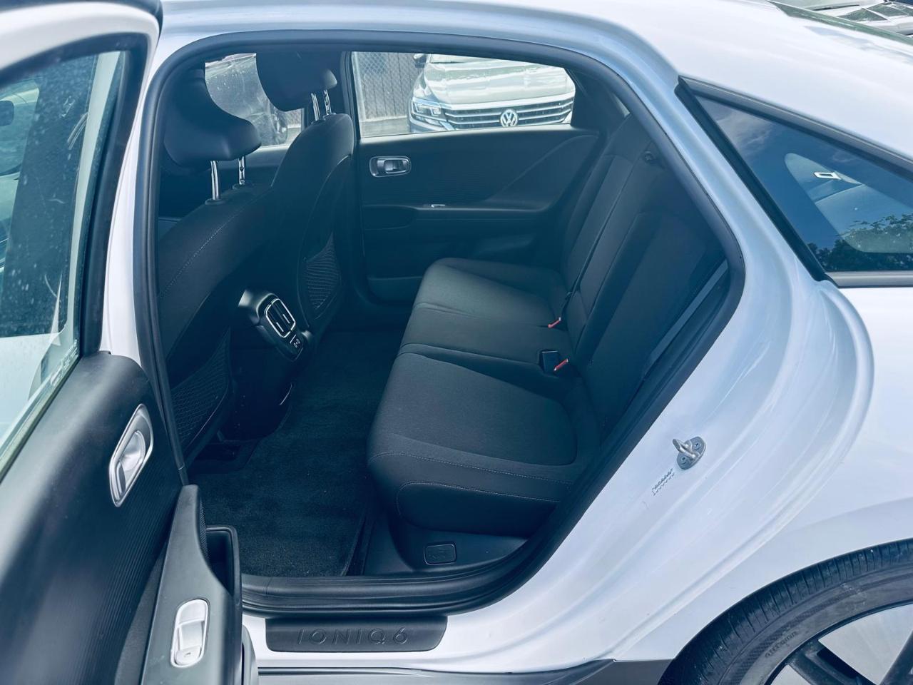 Hyundai Ioniq 6 SE 2024