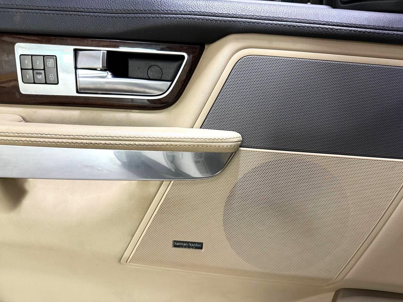 Land Rover Range Rover Sport HSE 2011