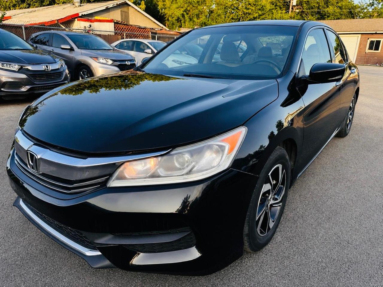 Honda Accord LX Sedan CVT 2016