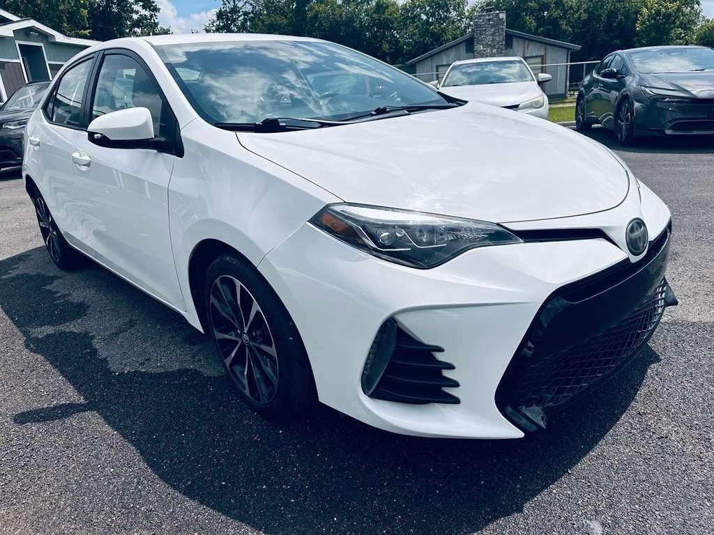 Toyota Corolla XLE CVT 2019