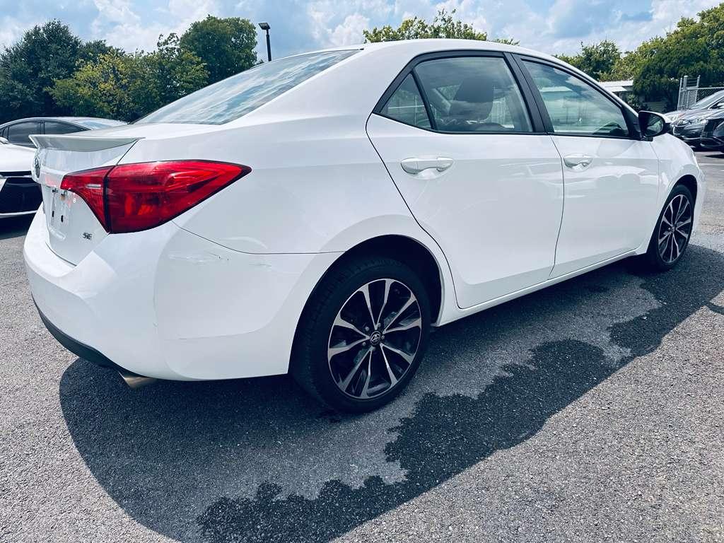 Toyota Corolla XLE CVT 2019