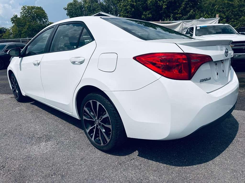 Toyota Corolla XLE CVT 2019