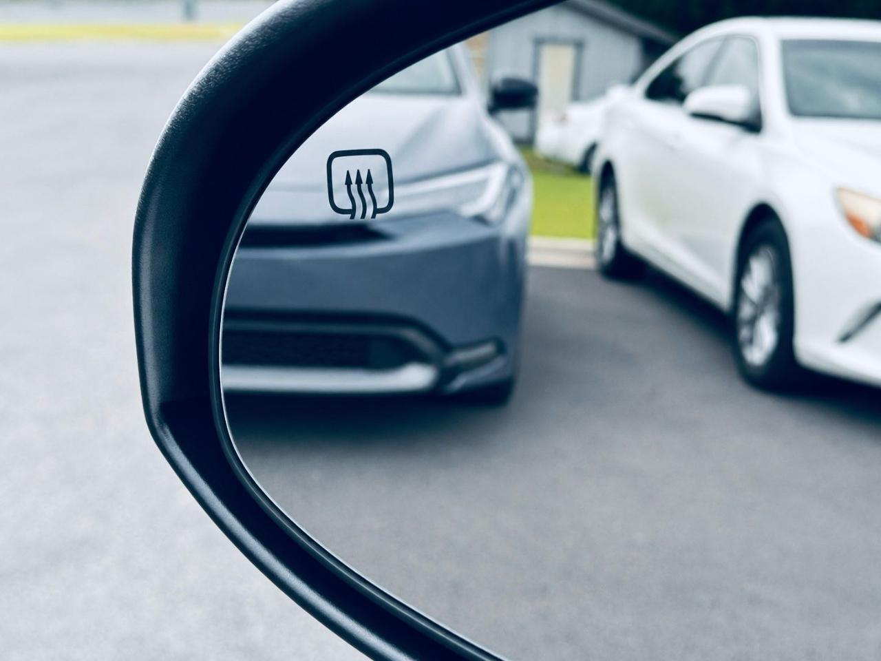 Toyota Corolla XLE CVT 2019