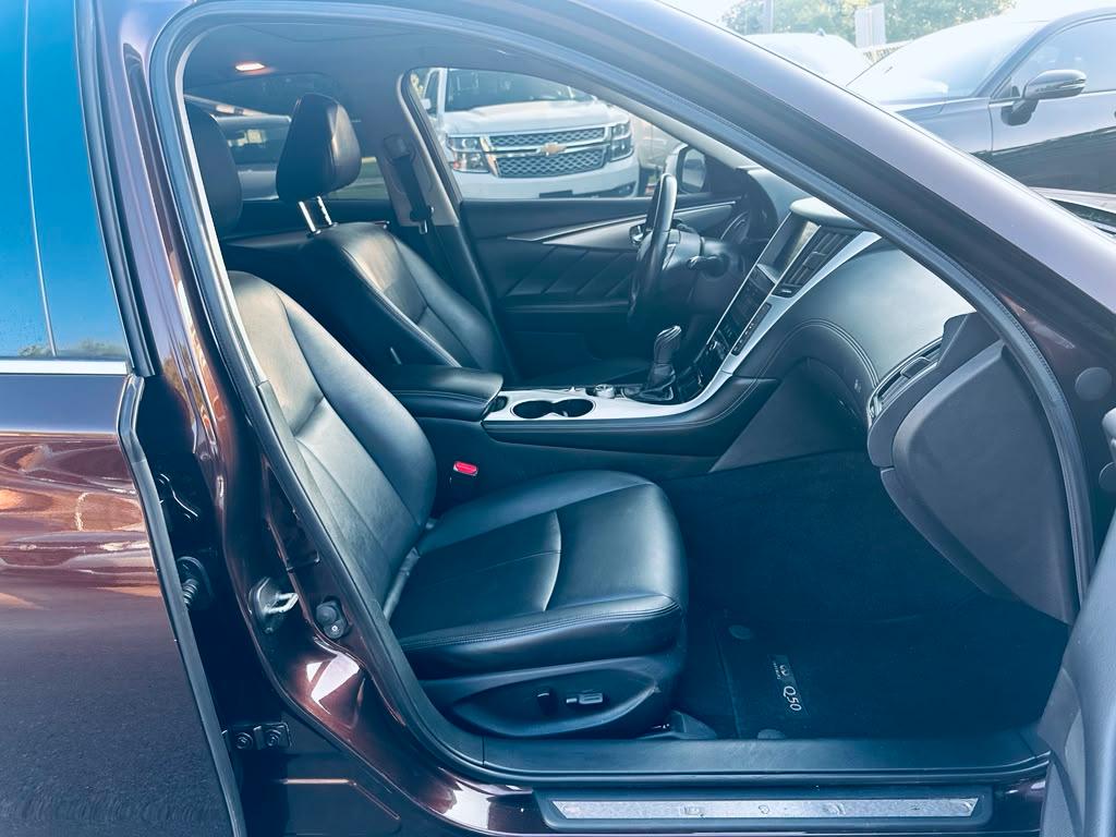 Infiniti Q50 3.0t LUXE 2020