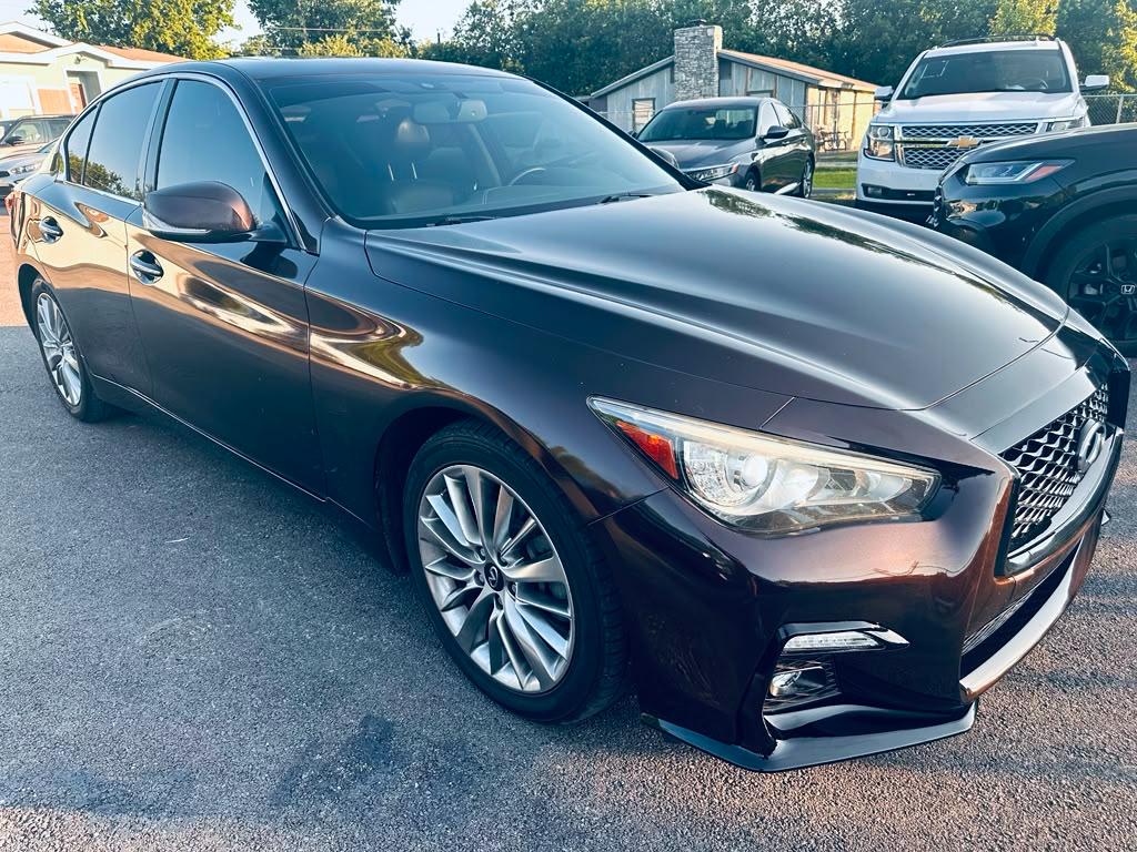 Infiniti Q50 3.0t LUXE 2020