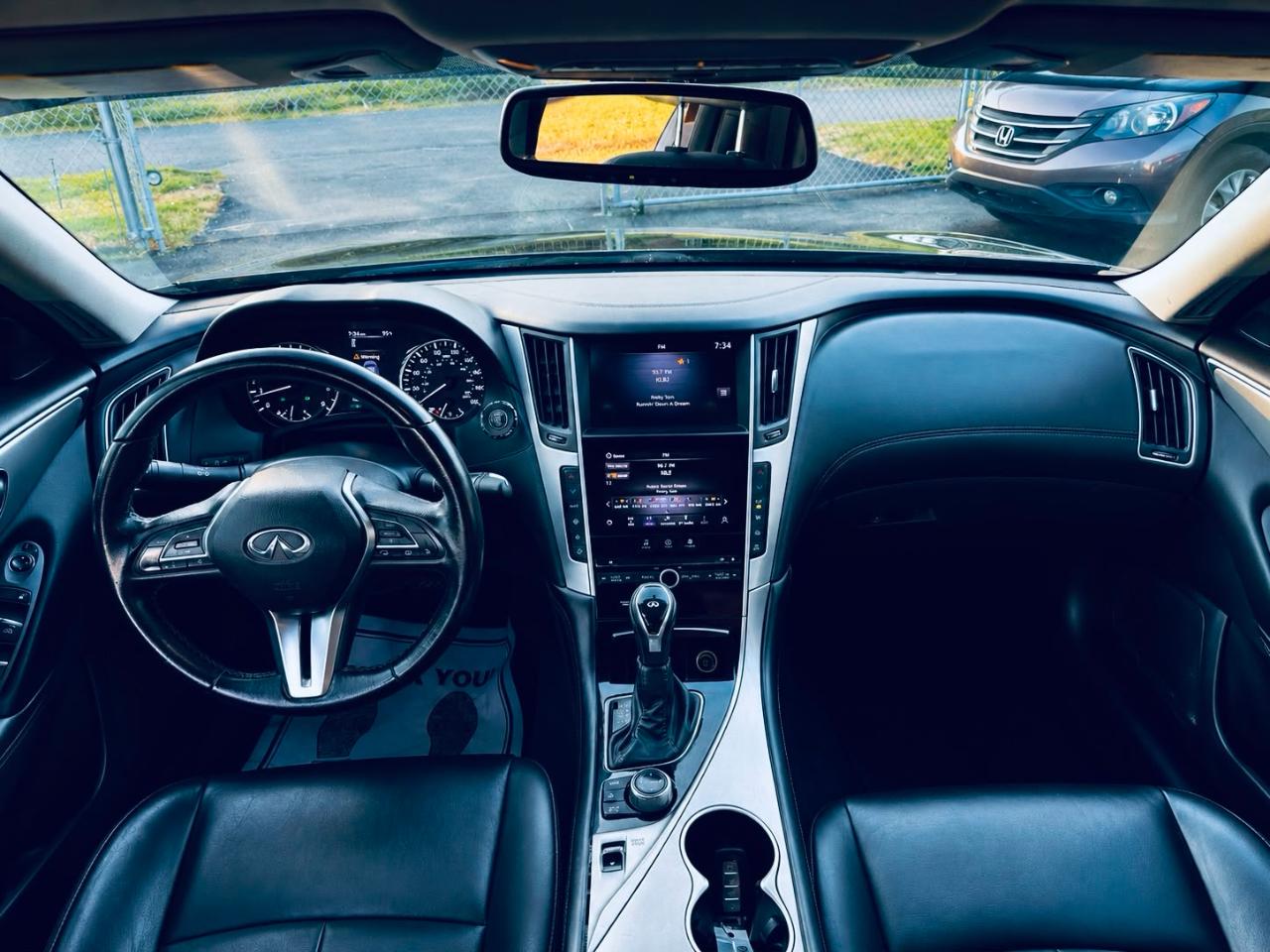 Infiniti Q50 3.0t LUXE 2020