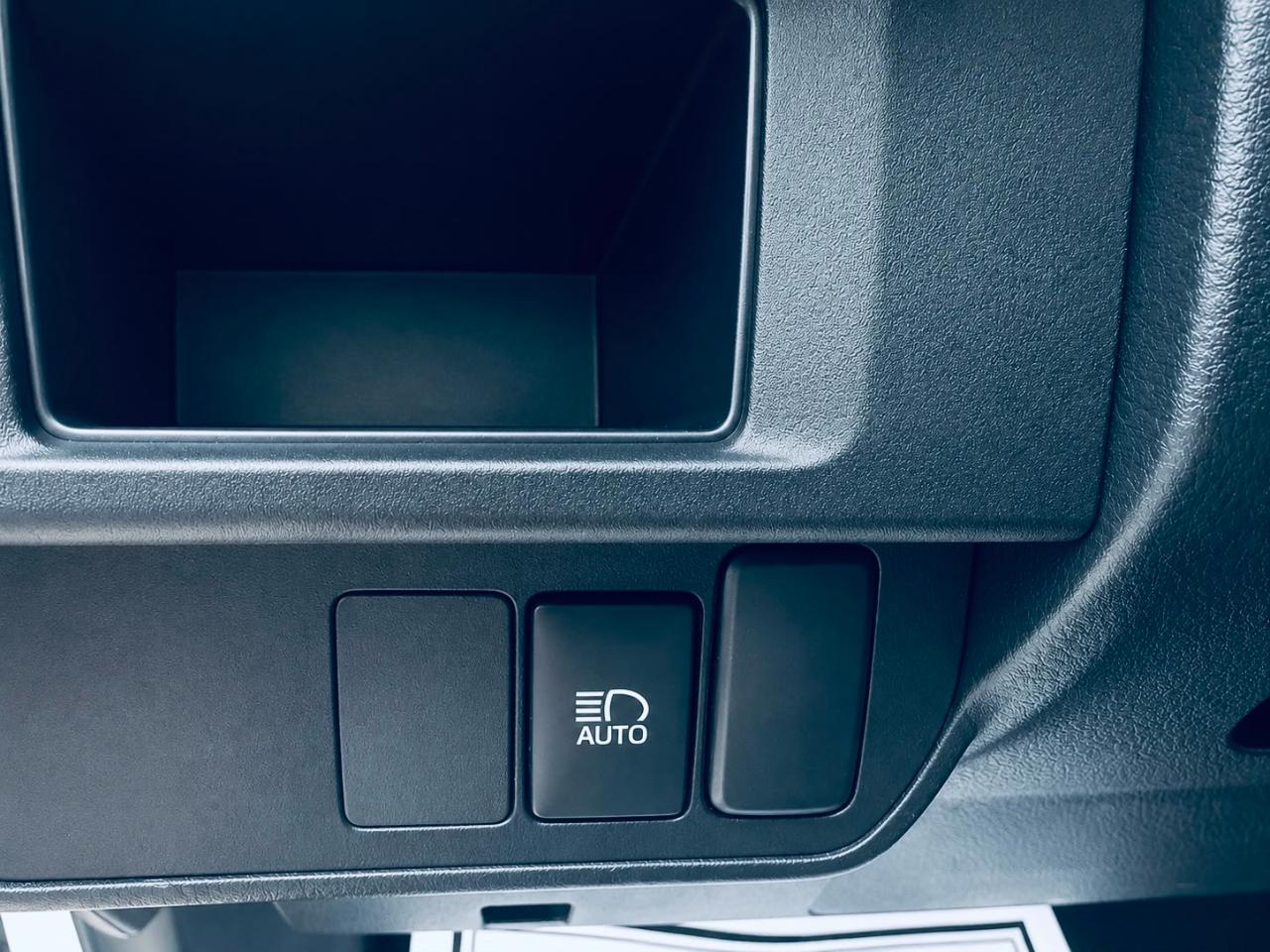 Toyota Tacoma  2018