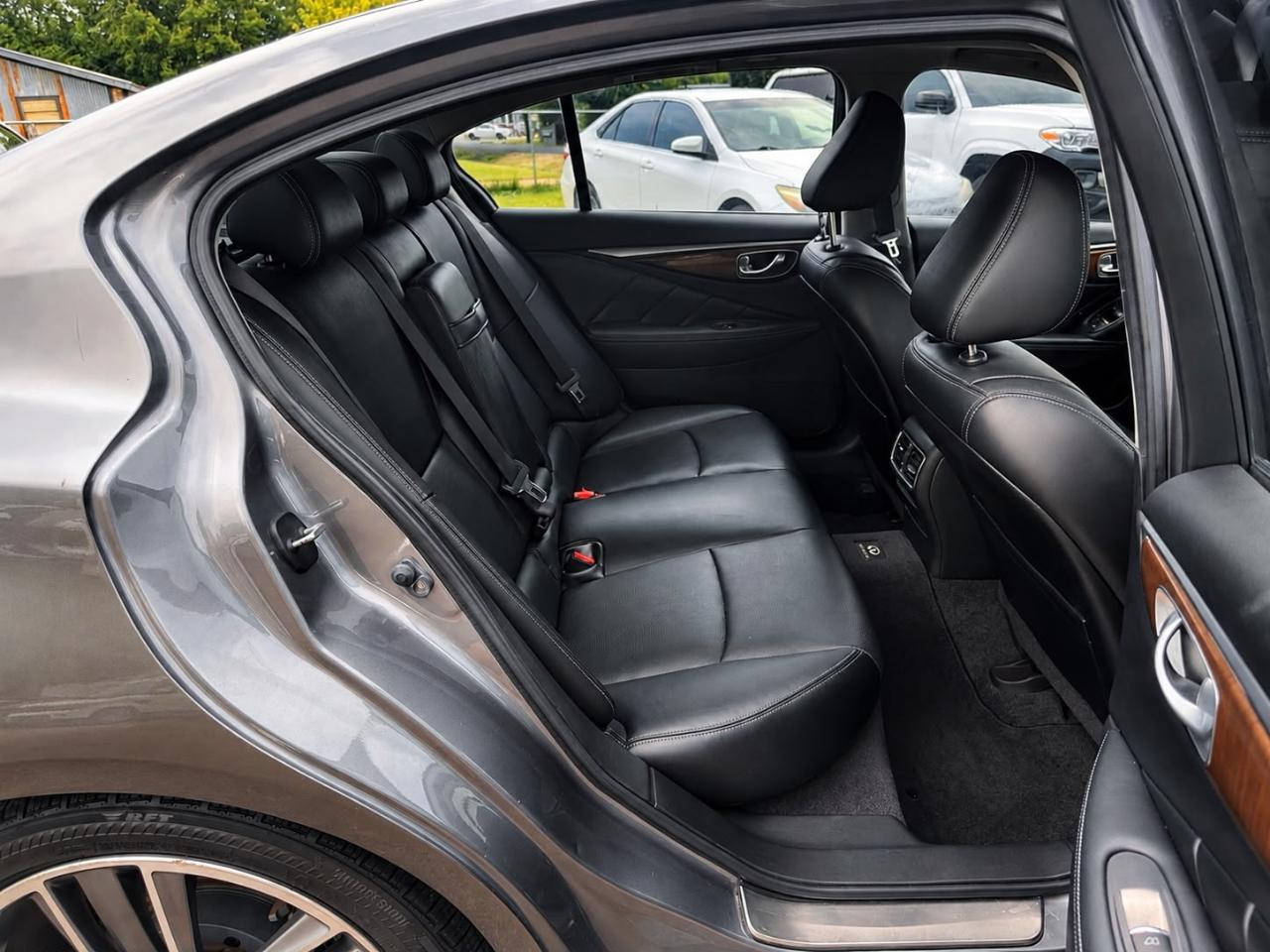 Infiniti Q50 Premium 2014